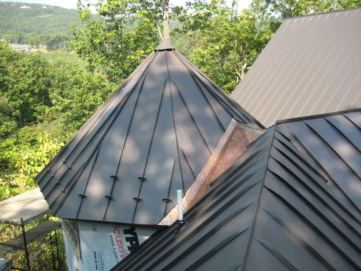 Professional Shingle Replacement & Repair by Craftsman Roofing in Los Feliz